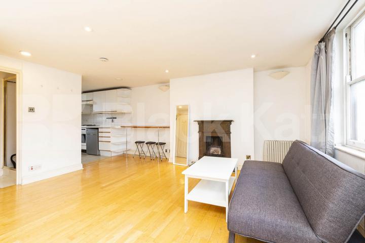 Spacious Studio located in a vibrant area of Islington on Upper Street Upper Street , Highbury & Islington 